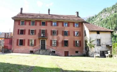 Einfamilienhaus 7.5 Zimmer - image - 2
