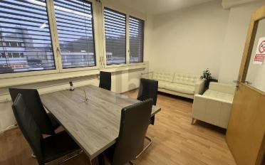 Bureau 4 pièces - image - 2