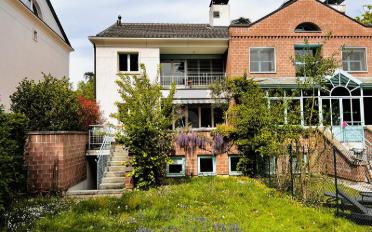 Doppeleinfamilienhaus 8 Zimmer - image - 2