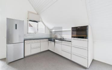 Dachwohnung 2.5 Zimmer - image - 2