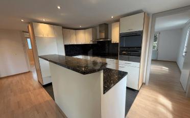 Apartment 5.5 rooms - image - 1