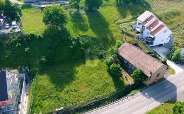Building land - image - 1