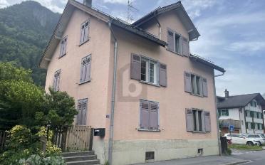 Residential building 6.5 rooms - image - 1