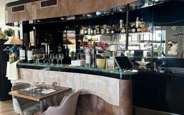 Restaurant 1 pièce - image - 1
