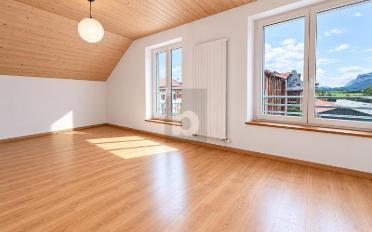 Apartment 5 rooms - image - 2