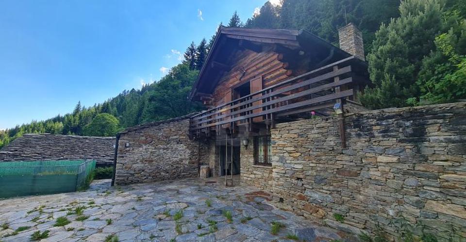 TRA LA NATURA CON VISTA MOZZAFIATO