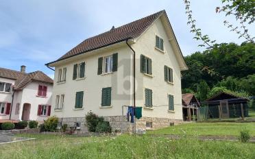 Maison jumelée 8 pièces - image - 1