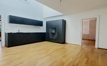 Dachwohnung 4 Zimmer - image - 1