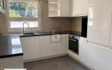 Furnished flat 4.5 rooms - image - 4