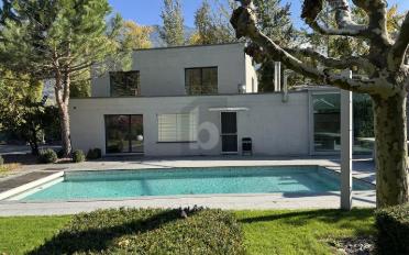 Villa 7.5 Zimmer - image - 1