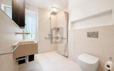 Einfamilienhaus 7.5 Zimmer - image - 3