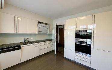 Einfamilienhaus 7.5 Zimmer - image - 2
