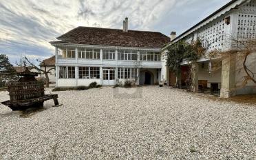 Single house 12 rooms - image - 1