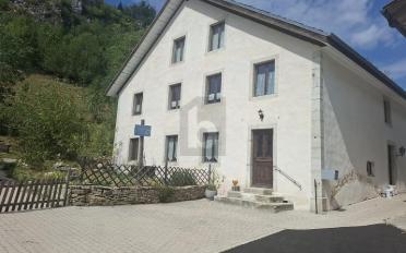 Einfamilienhaus 7.5 Zimmer - image - 1