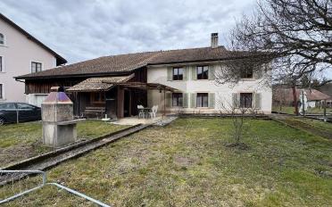 Einfamilienhaus 9.5 Zimmer - image - 1