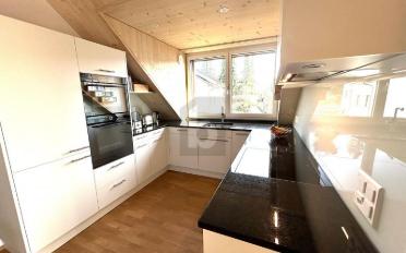 Attic flat 3.5 rooms - image - 3
