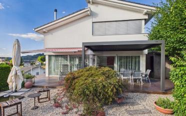 Einfamilienhaus 6.5 Zimmer - image - 1