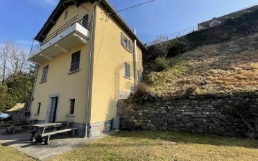 Furnished flat 2.5 rooms - image - 1