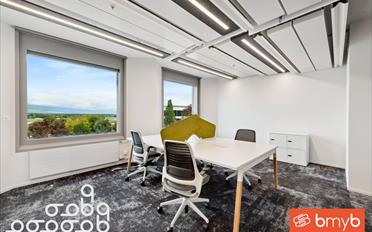 Office - image - 1