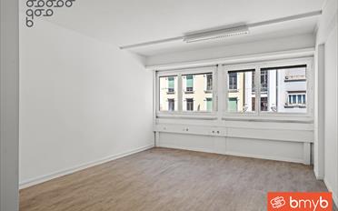 Office - image - 1