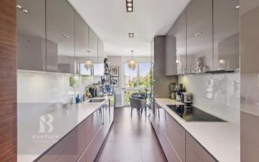 Apartment 5 rooms - image - 2
