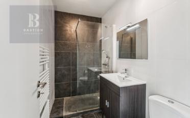 Bifamiliar house 8 rooms - image - 7