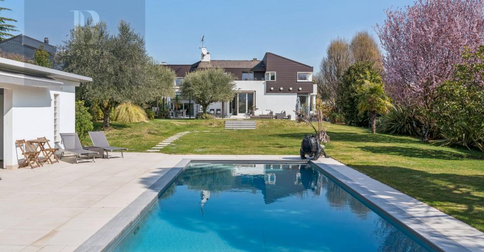 Villa contemporaine à Presinge