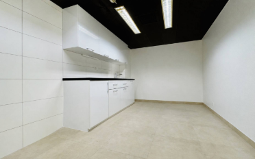 Bureau 9 pièces - image - 12