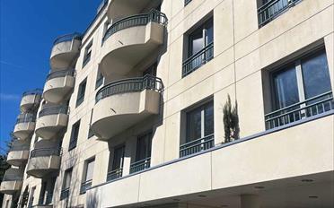 Apartment 4 rooms - image - 1