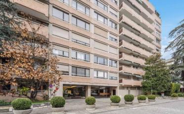 Apartment 6 rooms - image - 1