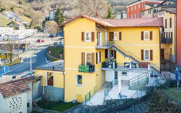 Maison 10.5 pièces - image - 1