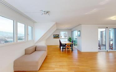 Dachwohnung 4.5 Zimmer - image - 1