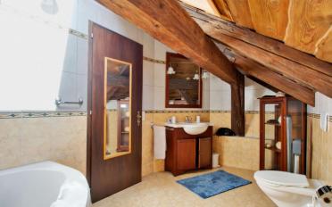 Single house 8 rooms - image - 13