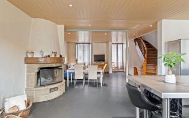 Maison 10.5 pièces - image - 3