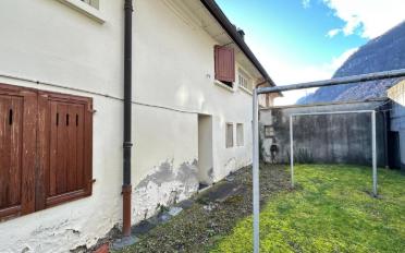 Mixed use property - image - 2