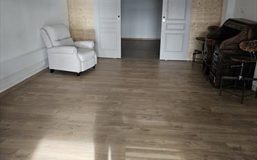 Bureau 1.5 pièces - image - 3