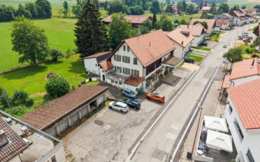 Einfamilienhaus 12.5 Zimmer - image - 2