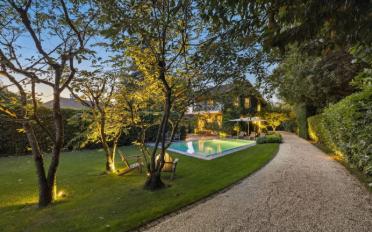 Single house 8 rooms - image - 11