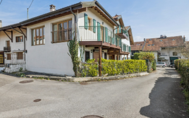 Reihenfamilienhaus 13 Zimmer - image - 1