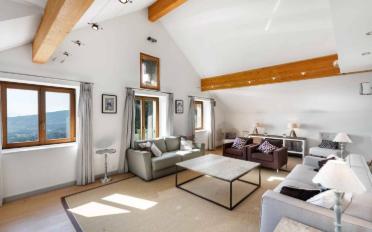 Villa 7.5 Zimmer - image - 4