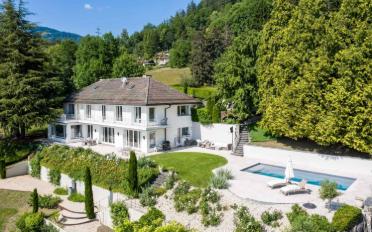 Villa 8.5 pièces - image - 1