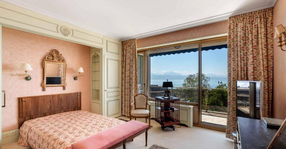 Lausanne