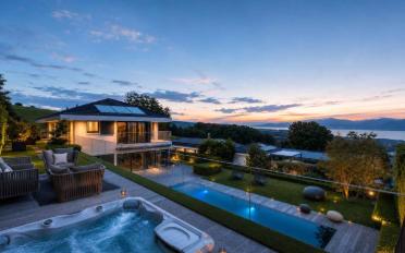 Villa 9.5 Zimmer - image - 13