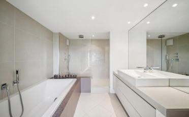 Einfamilienhaus 10.5 Zimmer - image - 9