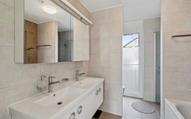 Apartment 4.5 rooms - image - 11