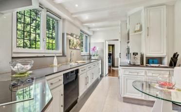 Single house 10 rooms - image - 9