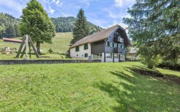 Single house 15 rooms - image - 1