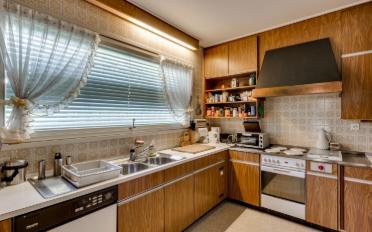Single house 12 rooms - image - 10