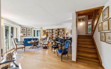 Single house 10.5 rooms - image - 2