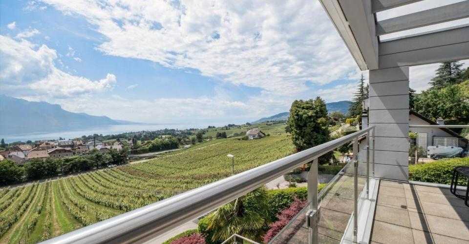 Belle villa avec vue imprenable sur le lac